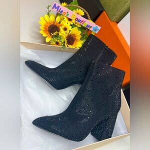 Pre~loved BCBGeneration Like new! Black Sparkle Heeled Boots  💫SIZE:6.5”
